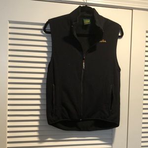 Cabelas like new womens vest size small.